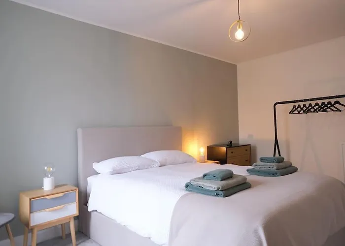 Lang Toon House - 3 Bedrooms